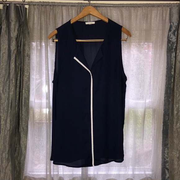 Pleione Tops - Women Pleione Size XL navy blue sleeveless top